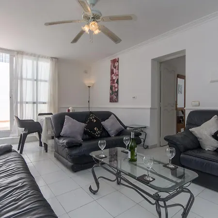 Tranquil 4 Bedroom *